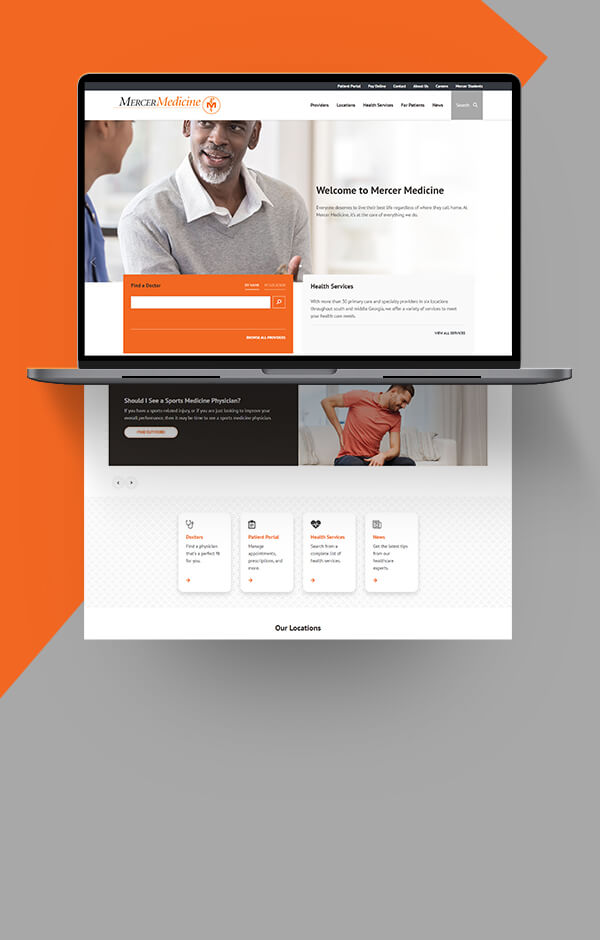 Ordenador portátil abierto que muestra páginas web y gráficos para el sitio web de Mercer Medicine